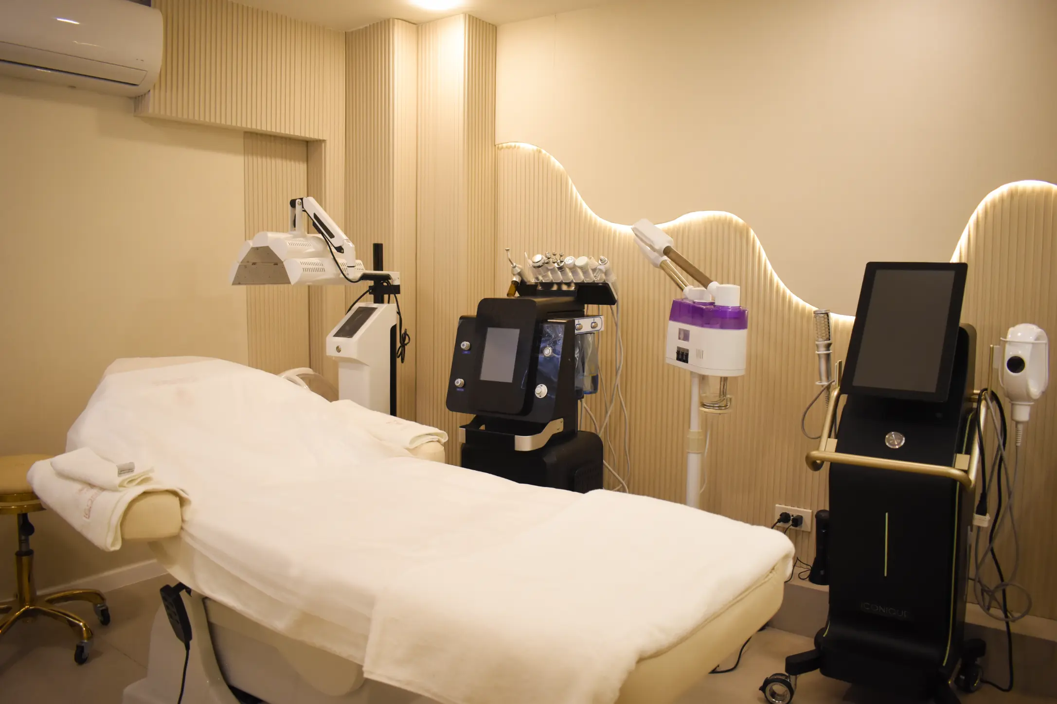 Reverie Clinic Interior - Spa Ambiance